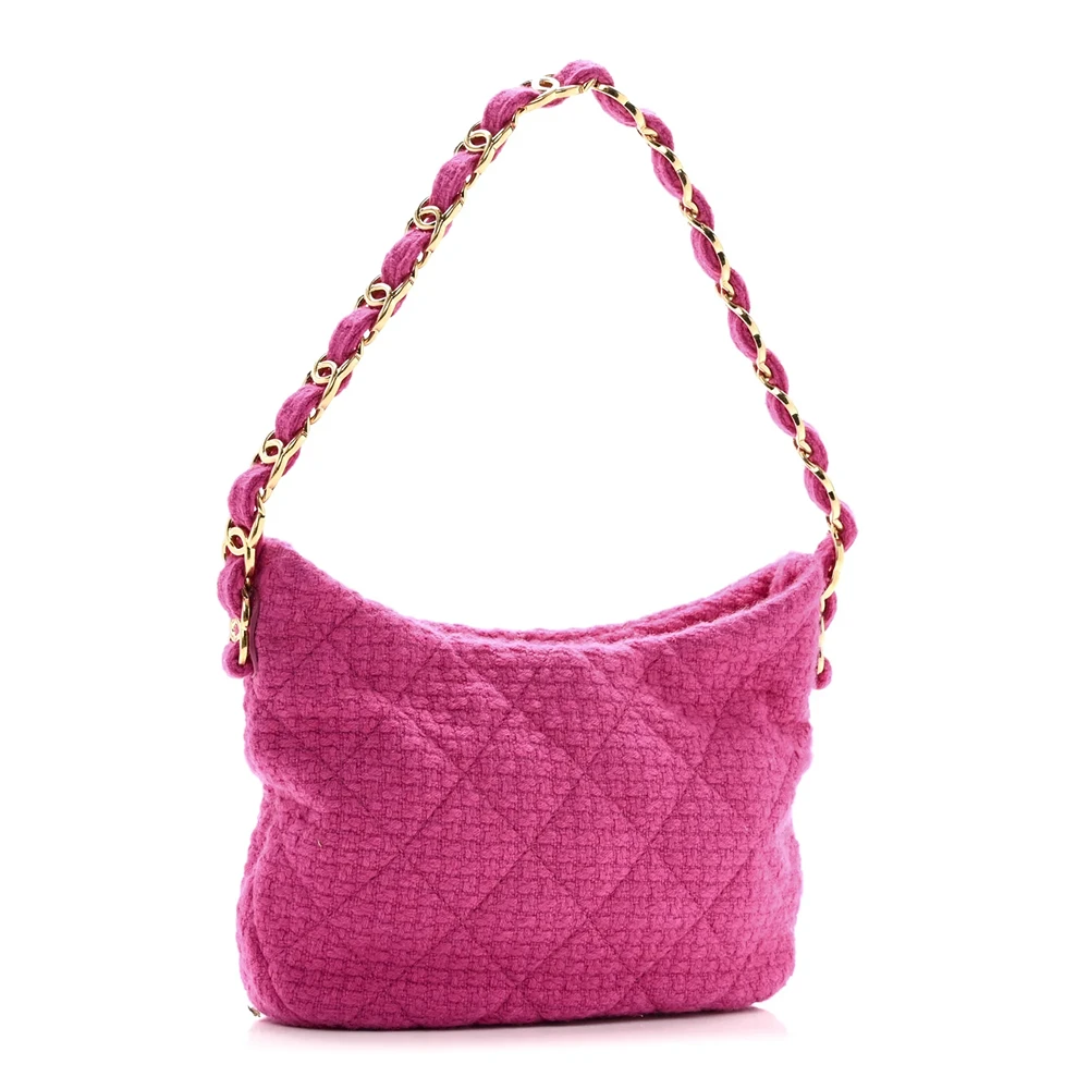 Chanel – Cashmere Tweed Quilted CC Links Hobo Fuchsia