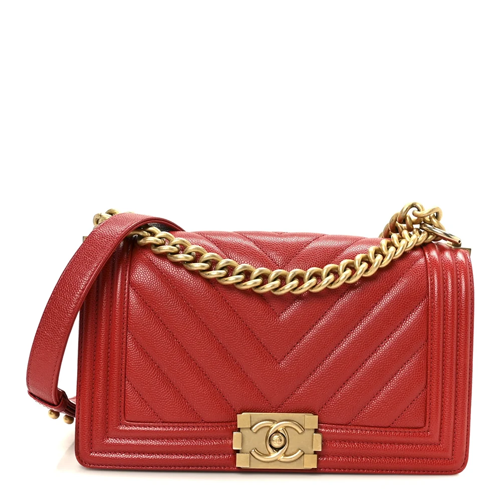 Chanel – Caviar Chevron Quilted Medium Boy Flap Red