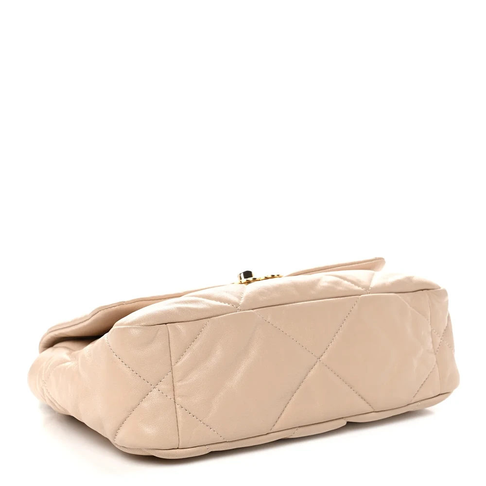 Chanel – Lambskin Quilted Medium Chanel 19 Flap Beige