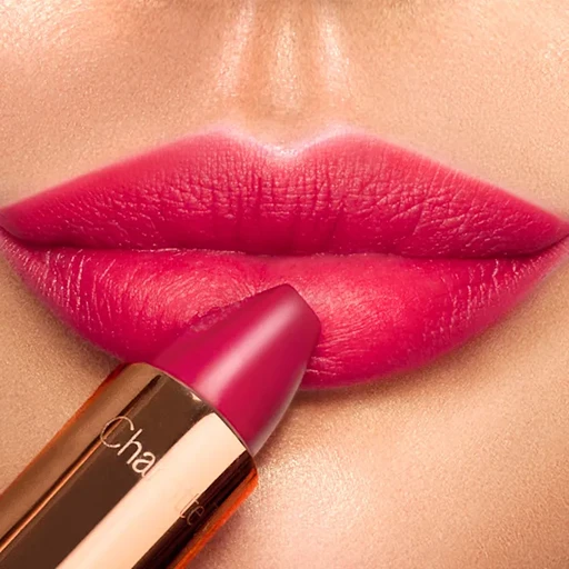 Charlotte Tilbury – Matte Revolution Lipstick – Gracefully Pink