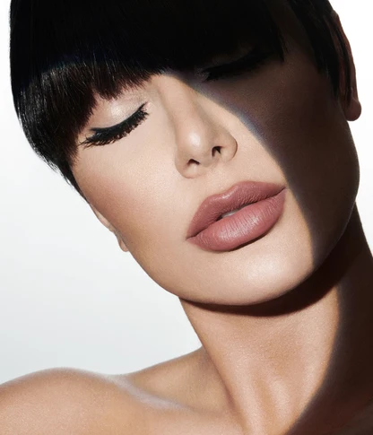 HUDA BEAUTY – Power Bullet Matte Lipstick – Anniversary