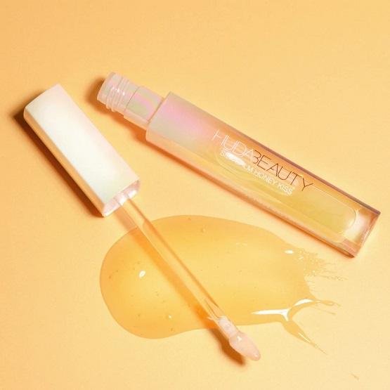 HUDA BEAUTY Silk Balm Honey Kiss Plumping Lip Balm