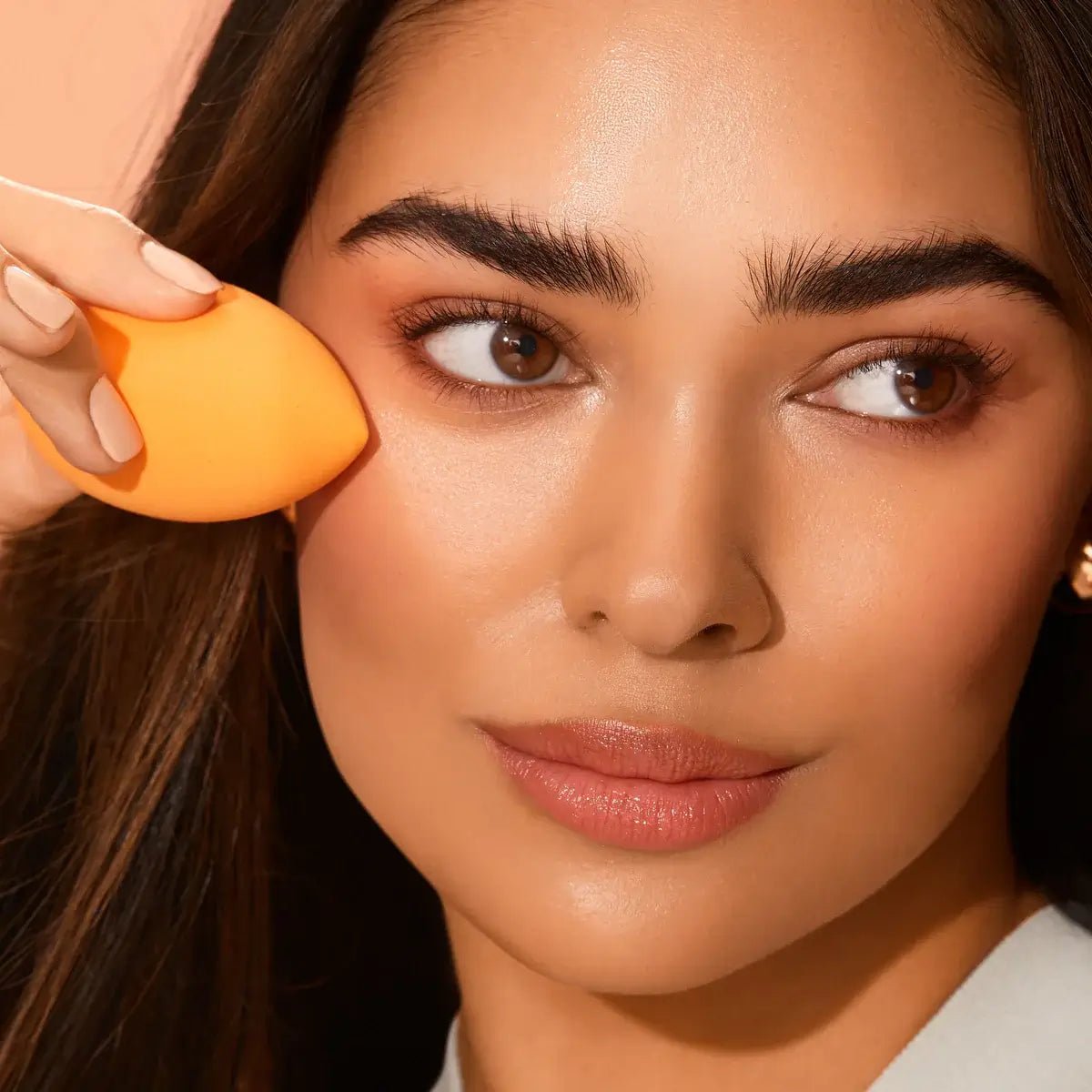 Real Techniques Everyday Essentials Makeup Brush Set with Bonus Miracle Complexion Sponge