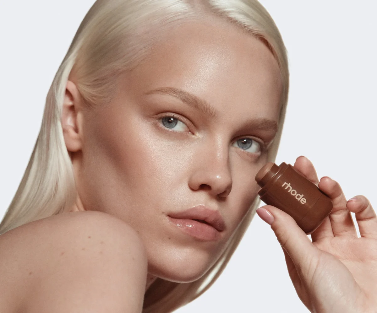 Rhode – Pocket Cream Bronzer – Sunbed – Light-Medium to Medium with a Neutral