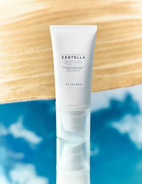 Skin1004 Madagascar Centella TONE BRIGHTENING TONE-UP SUNSCREEN